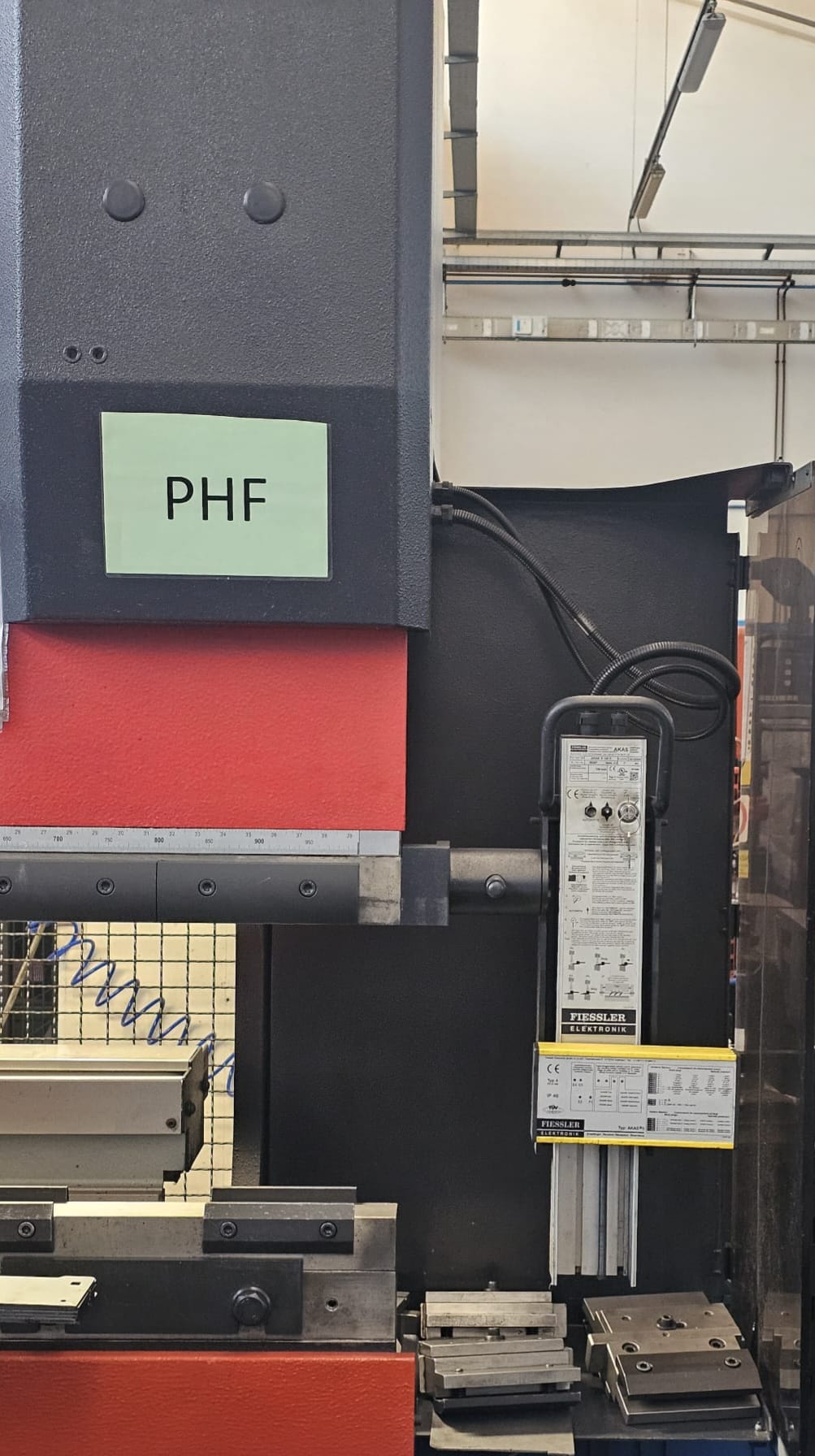 Piegatrice AMADA HFT 50-20|Usata|